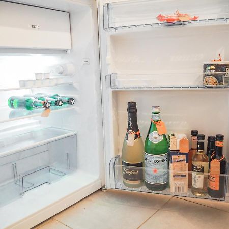 Stylische Wohnung In Ruhiger Lage, Sehr Messenah Laatzen Luaran gambar