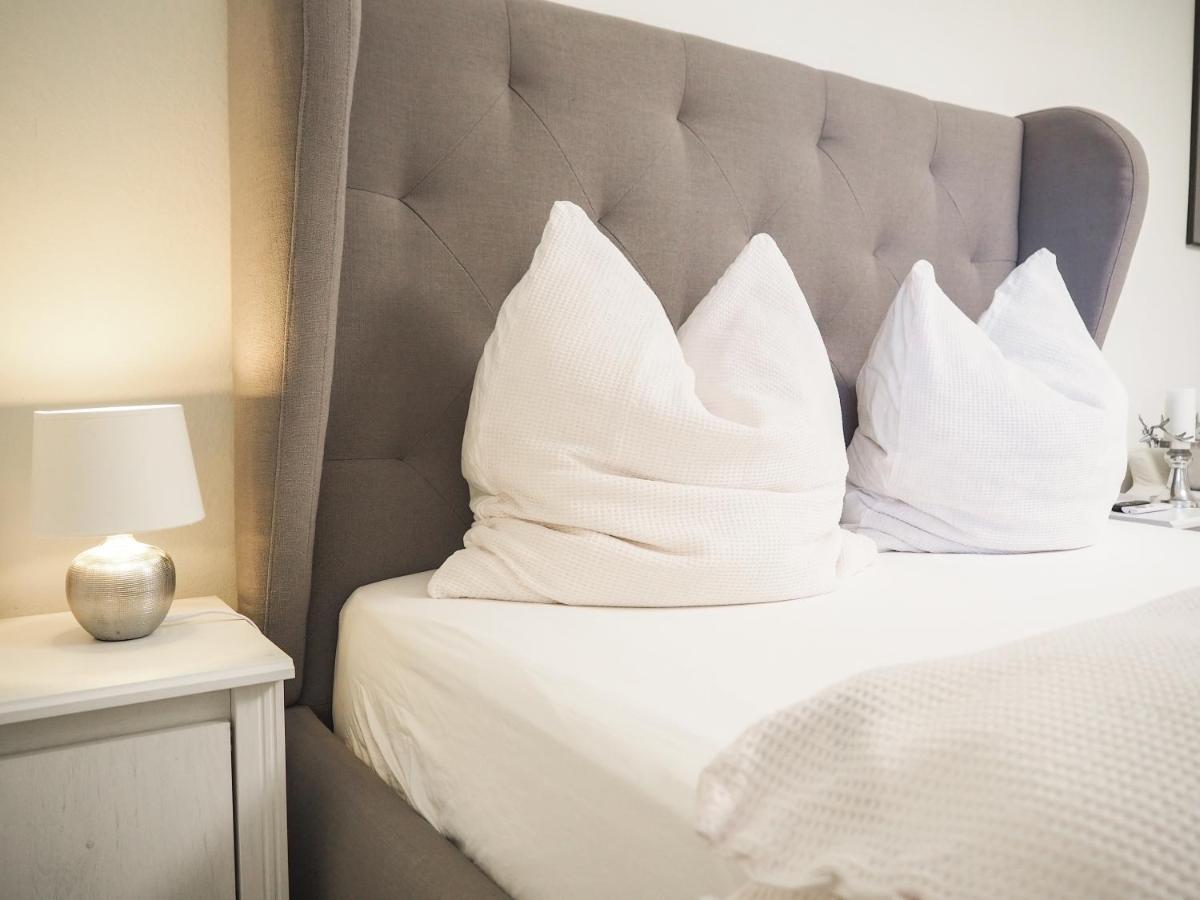 Stylische Wohnung In Ruhiger Lage, Sehr Messenah Laatzen Luaran gambar